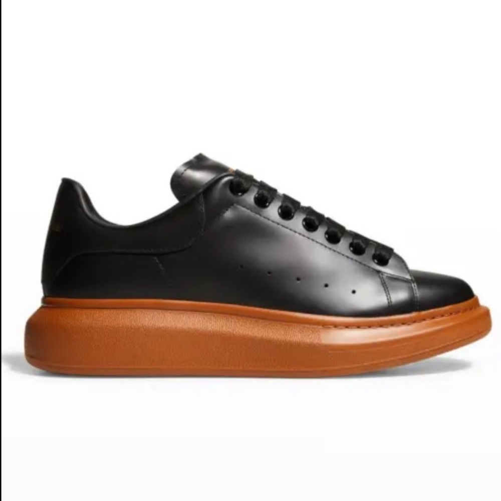 Alexander McQueen Black & Tan Larry Contrast
Sole Platform Sneaker Size 44 US 11